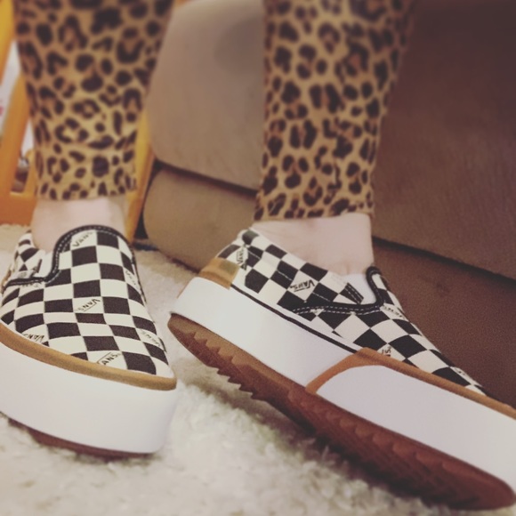 Meet your Posher, Kristen - Picture 12 of 12